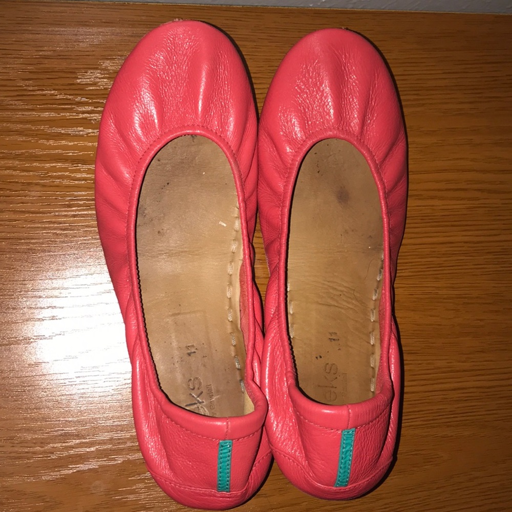 Poppy Tieks